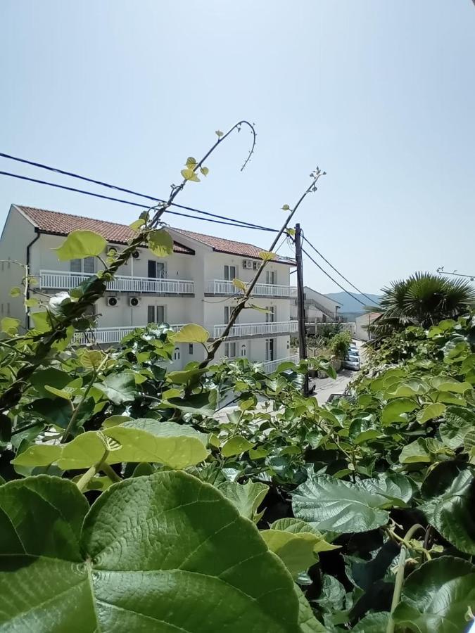 Apartmani Andela نيوم المظهر الخارجي الصورة